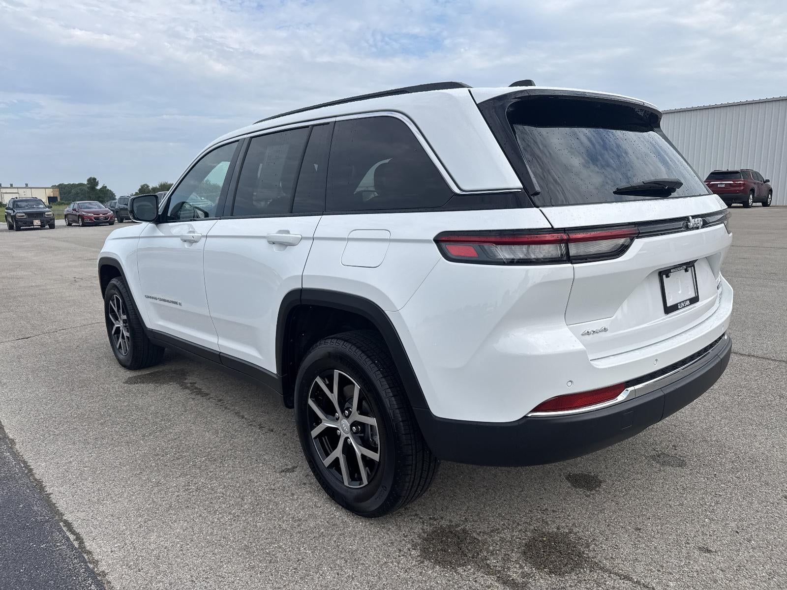 2025 Jeep Grand Cherokee — rear three-quarter view